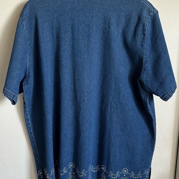 Quacker Factory Denim Button-Up Shirt size L - Picture 3 of 3